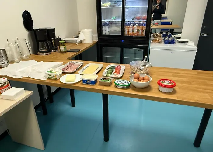 Hostal Airport Budget *