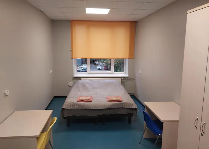 Hostal Airport Budget *