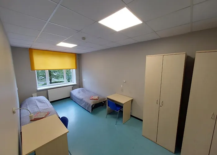 Airport Budget Hostal